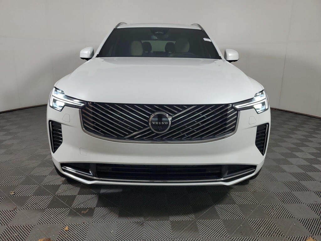 New 2027 Volvo XC90 B5 Plus SUV