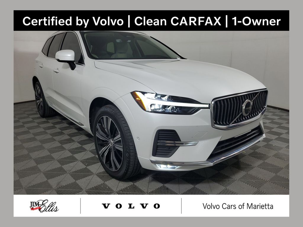 2023 Volvo XC60 B5 Plus Bright Theme AWD's photo