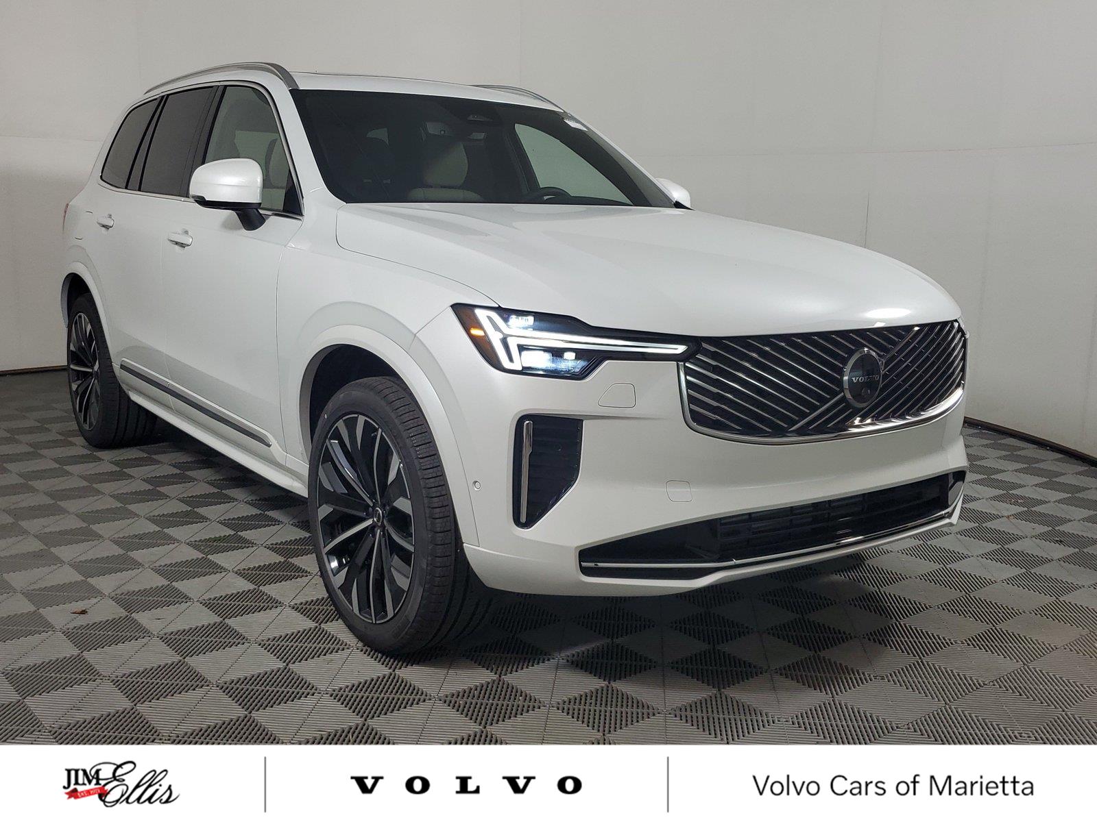 2026 Volvo XC90 Plug-In Hybrid