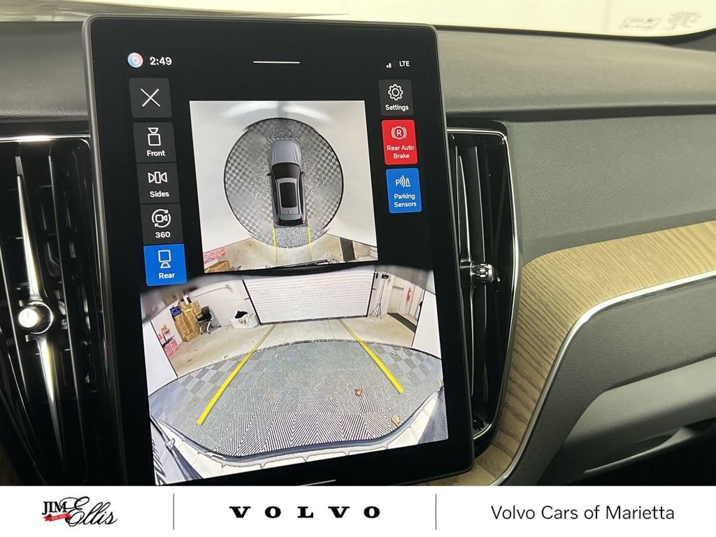 2026 Volvo XC60 Plus - Photo 19