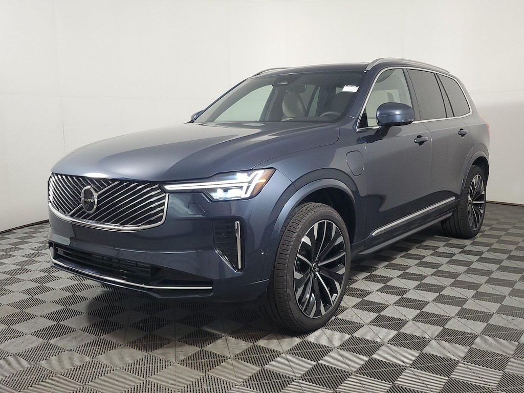 New 2026 Volvo XC90 plug-in hybrid T8 Plus 7-Seater SUV