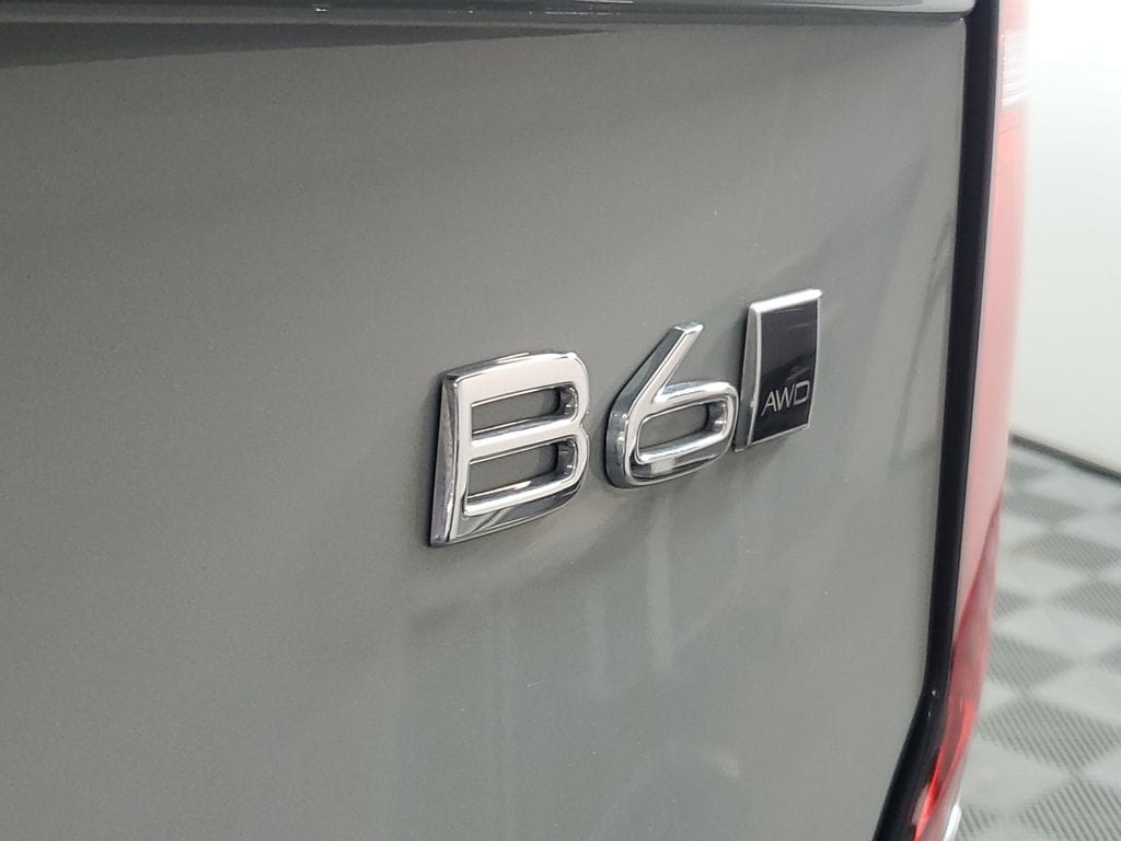 2025 Volvo XC90 Core - Photo 10