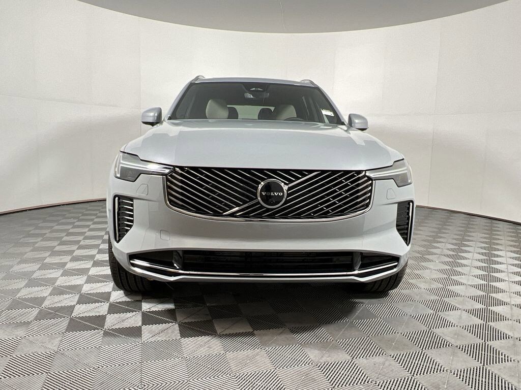 New 2026 Volvo XC90 B6 Plus 7-Seater SUV