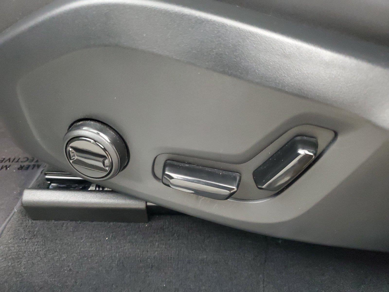 2026 Volvo XC60 Core - Photo 21