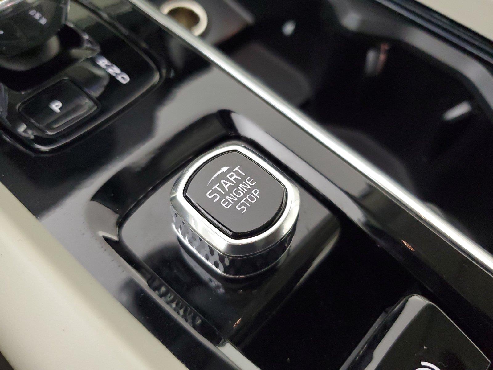 2026 Volvo XC60 Ultra - Photo 33