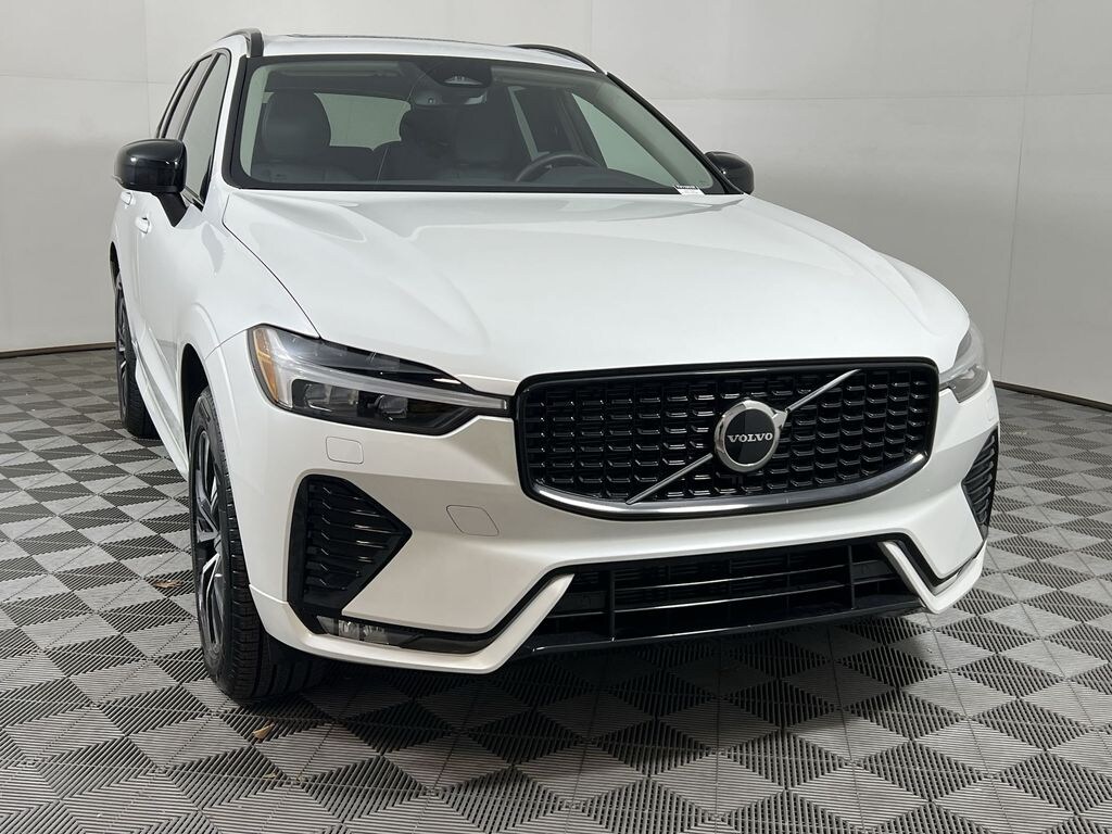 Certified 2025 Volvo XC60 B5 Core SUV