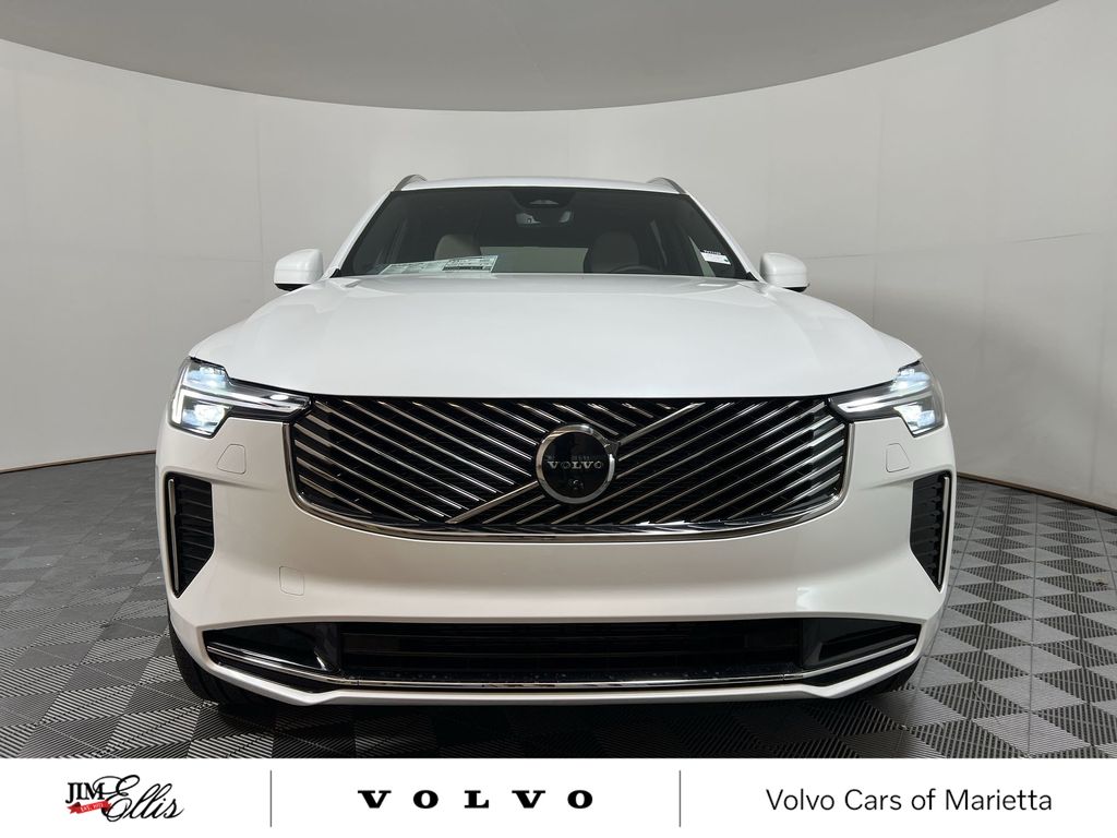 2026 Volvo XC90 Plus photo 3