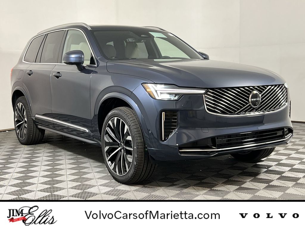 2026 Volvo XC90 Plus's photo