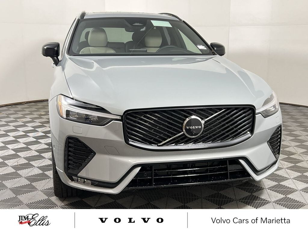 New 2026 Volvo XC60 B5 Plus SUV