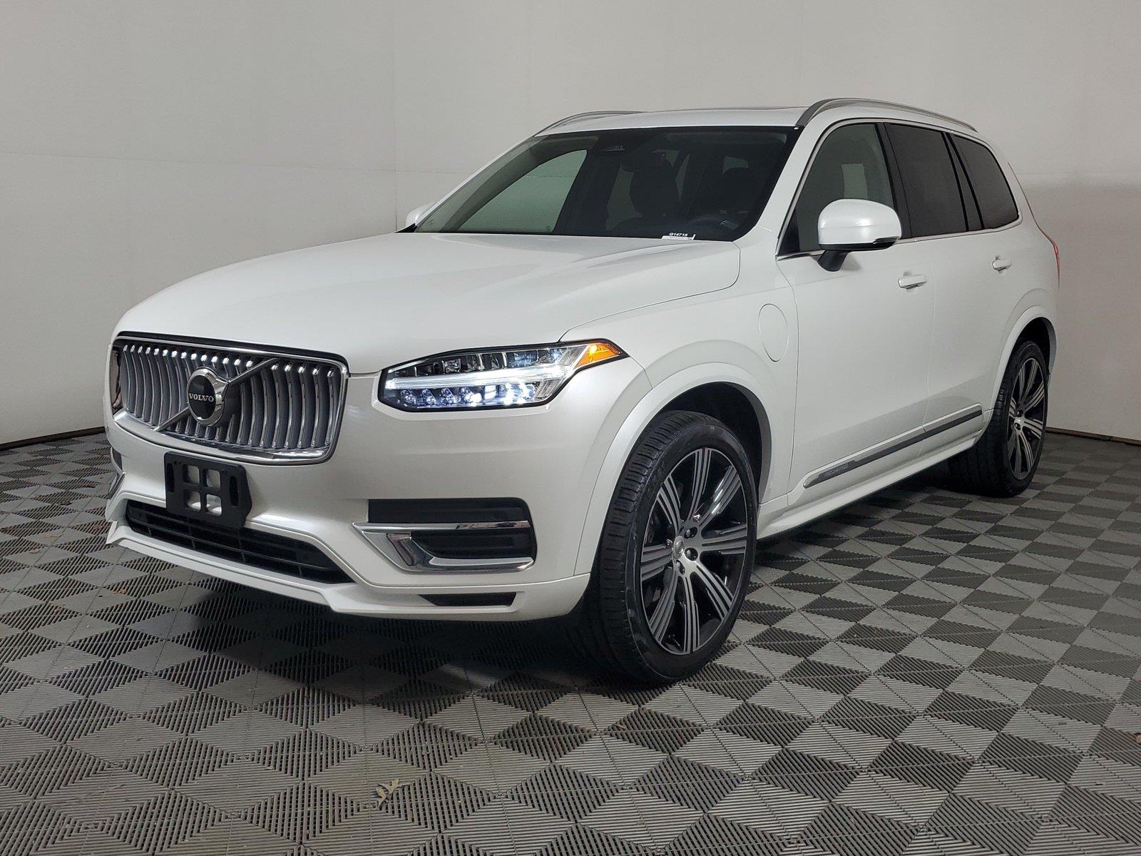 Certified 2024 Volvo XC90 Recharge Plug-In Hybrid T8 Core Bright SUV