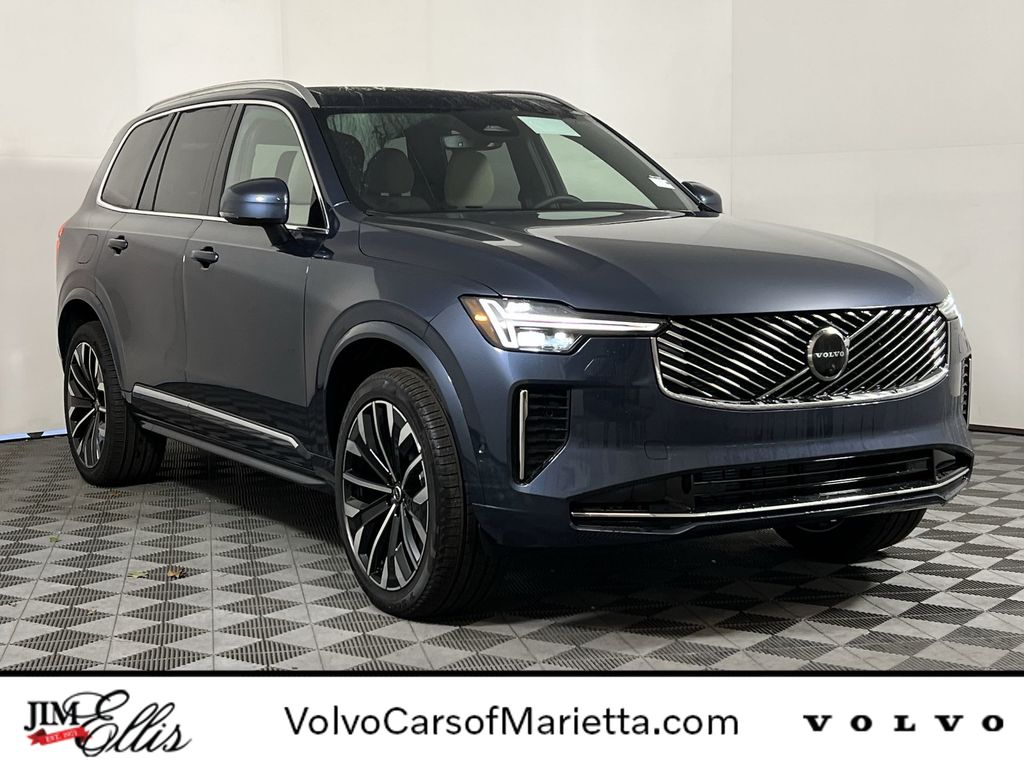 2026 Volvo XC90 Plus's photo