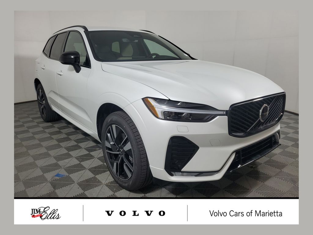 2026 Volvo XC60 B5 Core Dark AWD's photo