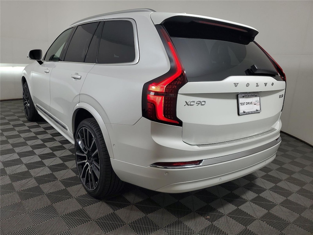 New 2026 Volvo XC90 B6 Plus 7-Seater SUV