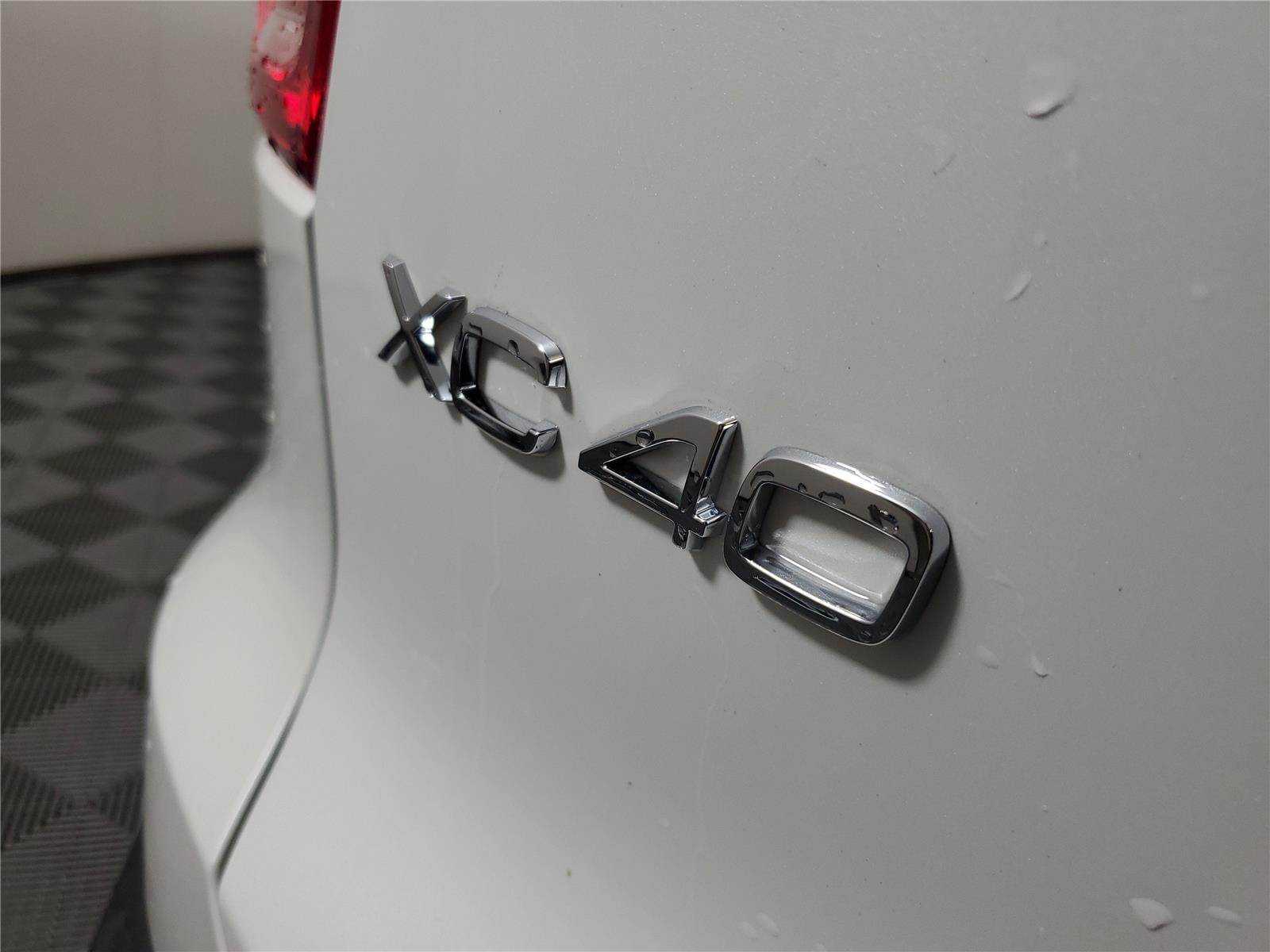 2026 Volvo XC40 Core - Photo 8