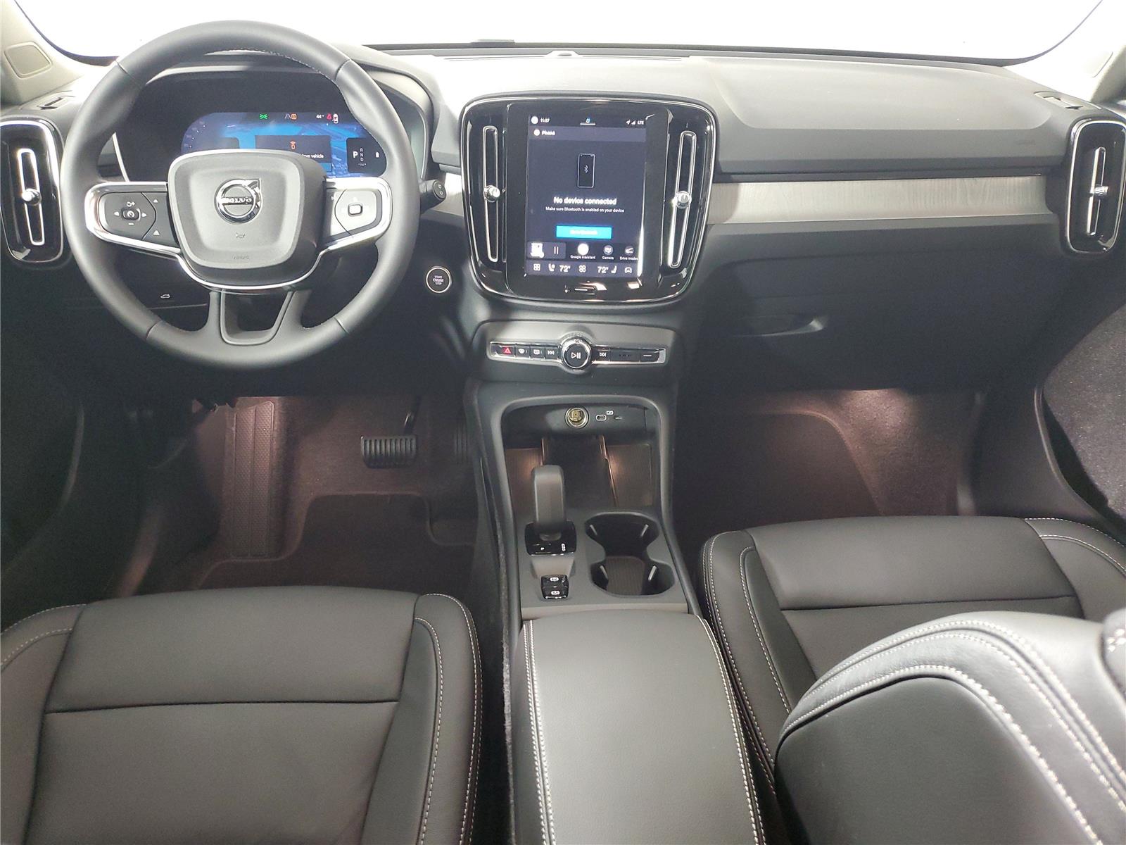 2026 Volvo XC40 Core - Photo 15