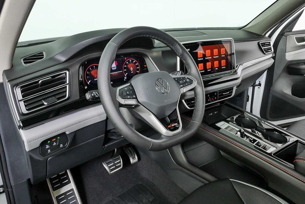 New 2026 Volkswagen Atlas 2.0T Peak Edition SUV