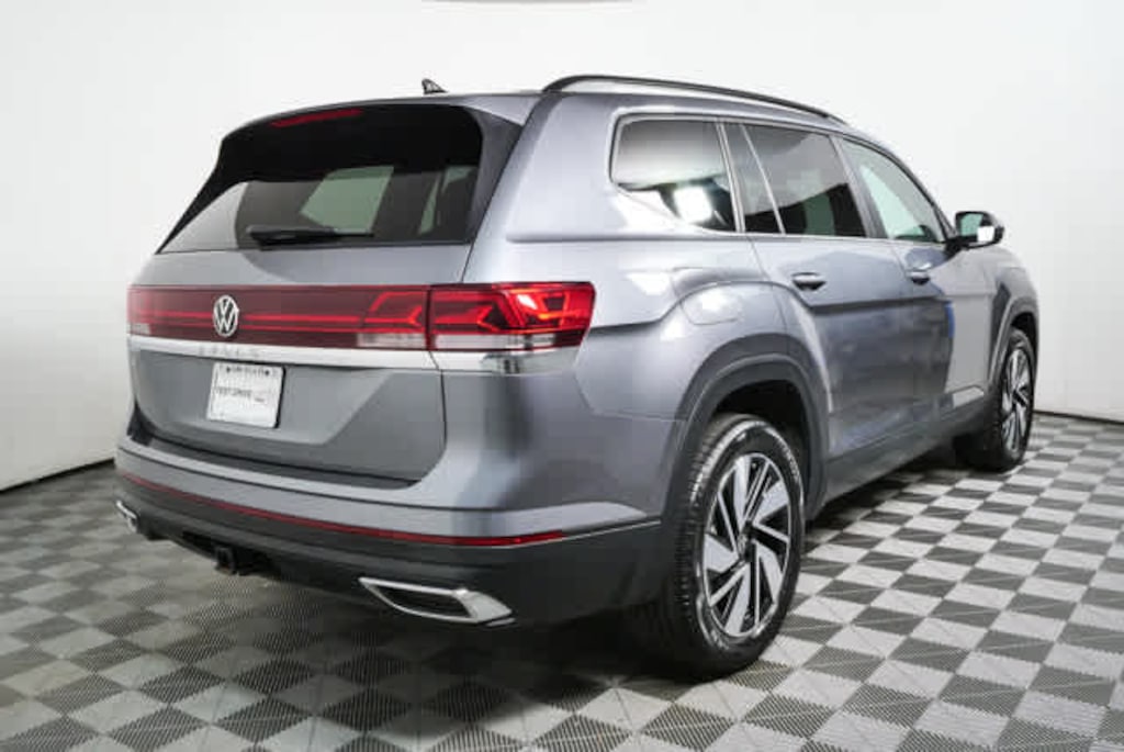 Certified 2025 Volkswagen Atlas 2.0T SE w/Technology SUV