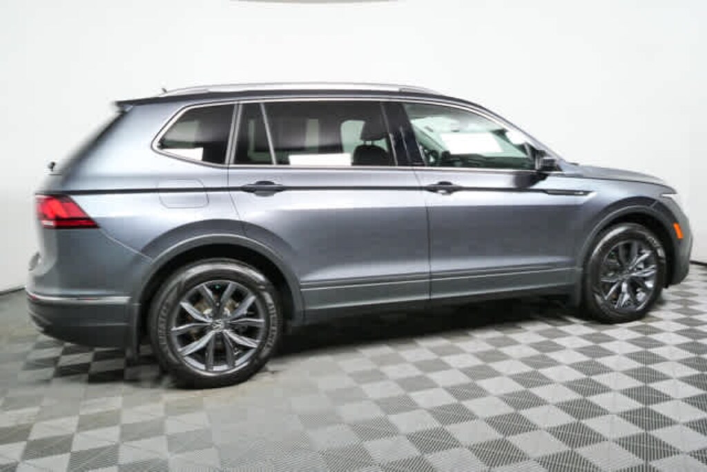 Certified 2023 Volkswagen Tiguan 2.0T SE SUV