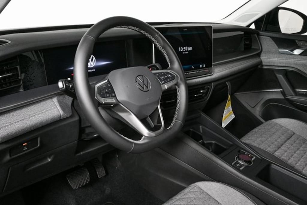 New 2025 Volkswagen Tiguan 2.0T S SUV