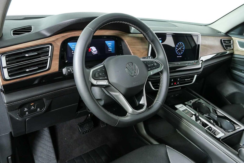 Certified 2026 Volkswagen Atlas SE w/Technology SUV
