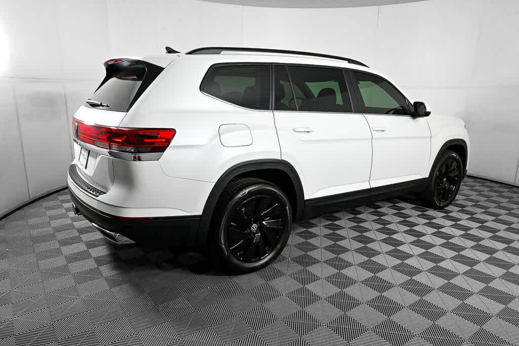 New 2026 Volkswagen Atlas 2.0T SE w/Technology SUV