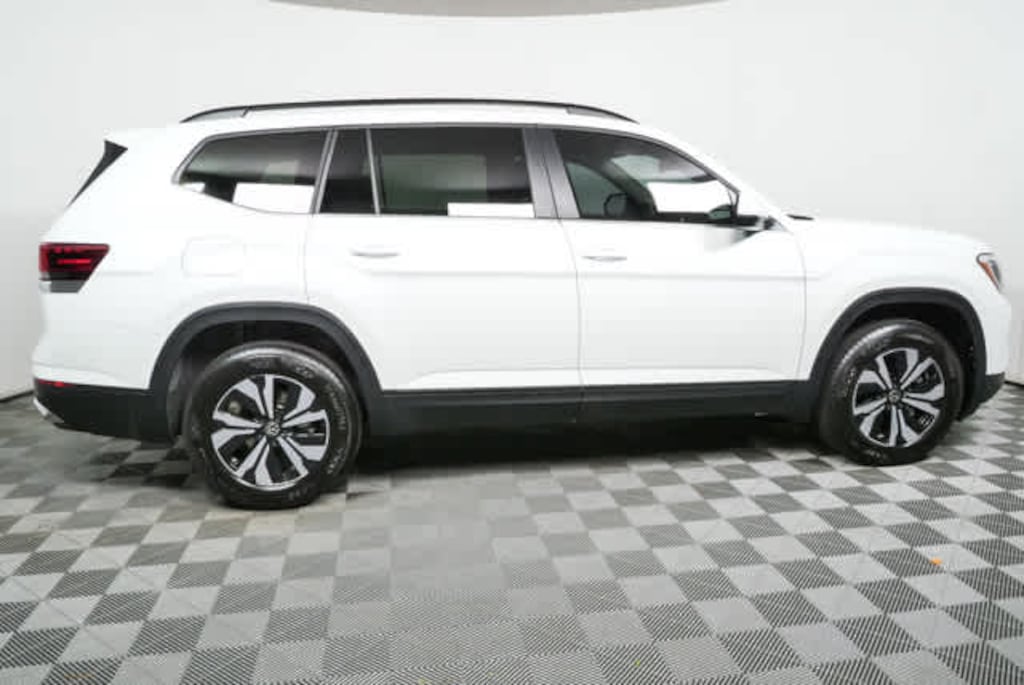 New 2026 Volkswagen Atlas SE SUV