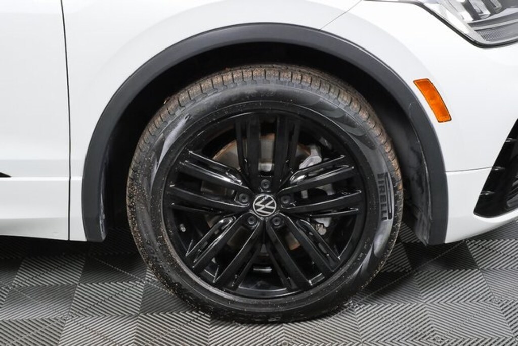Certified 2022 Volkswagen Tiguan 2.0T SE R-Line Black SUV