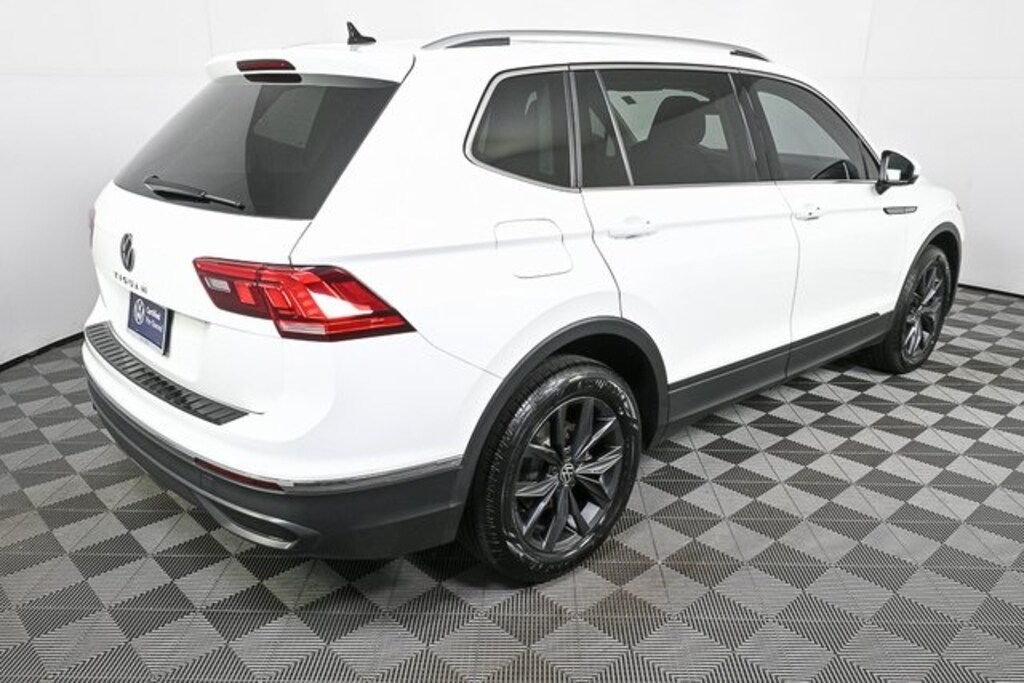Certified 2022 Volkswagen Tiguan 2.0T SE SUV
