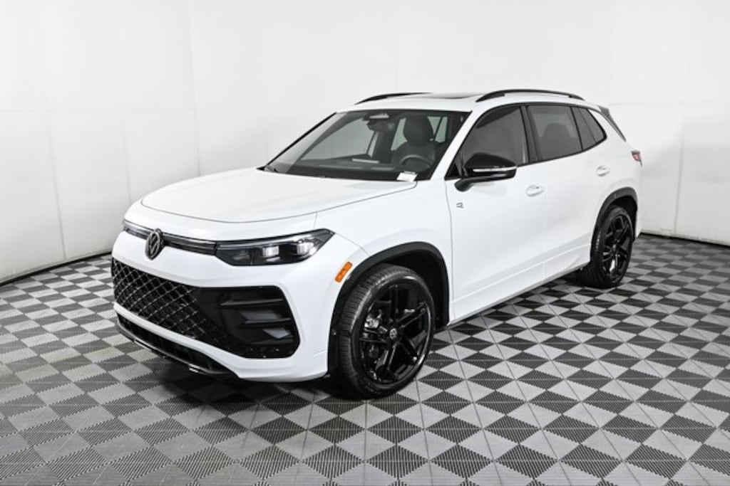 New 2025 Volkswagen Tiguan 2.0T SE R-Line Black SUV