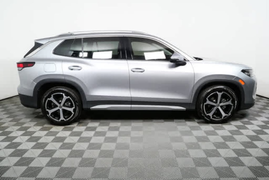 New 2026 Volkswagen Tiguan 2.0T SE SUV