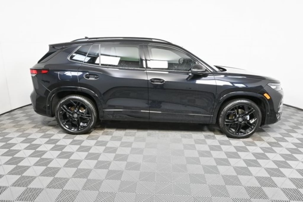 New 2026 Volkswagen Tiguan 2.0T SE SUV