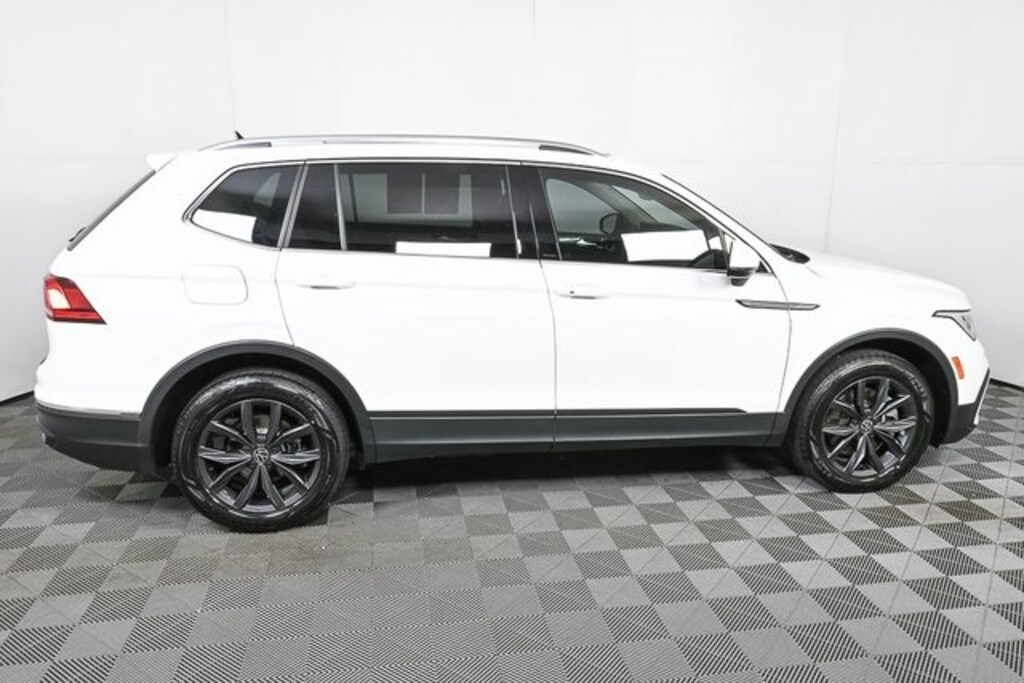Certified 2022 Volkswagen Tiguan 2.0T SE SUV