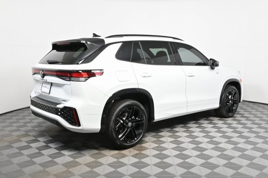 New 2025 Volkswagen Tiguan 2.0T SE R-Line Black SUV