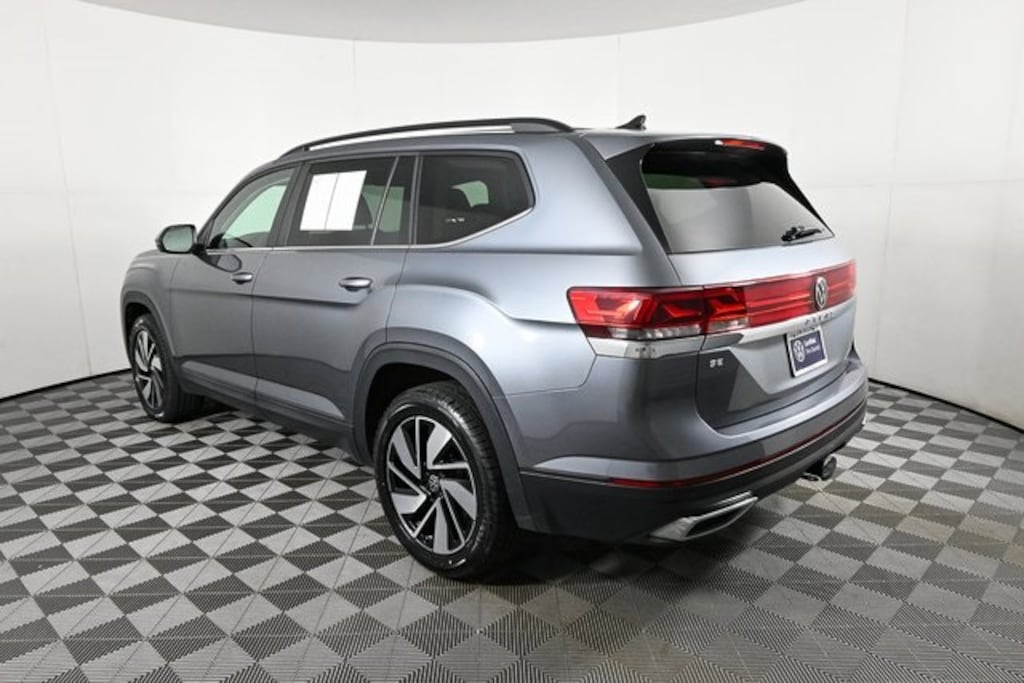 Certified 2025 Volkswagen Atlas 2.0T SE w/Technology SUV