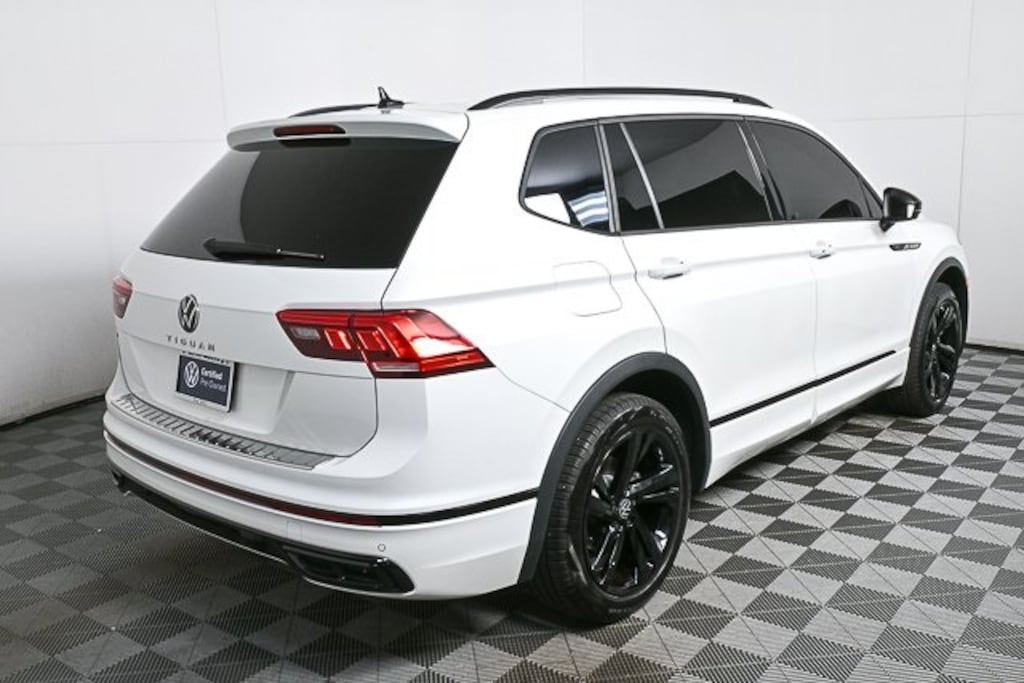 Certified 2024 Volkswagen Tiguan 2.0T SE R-Line Black SUV