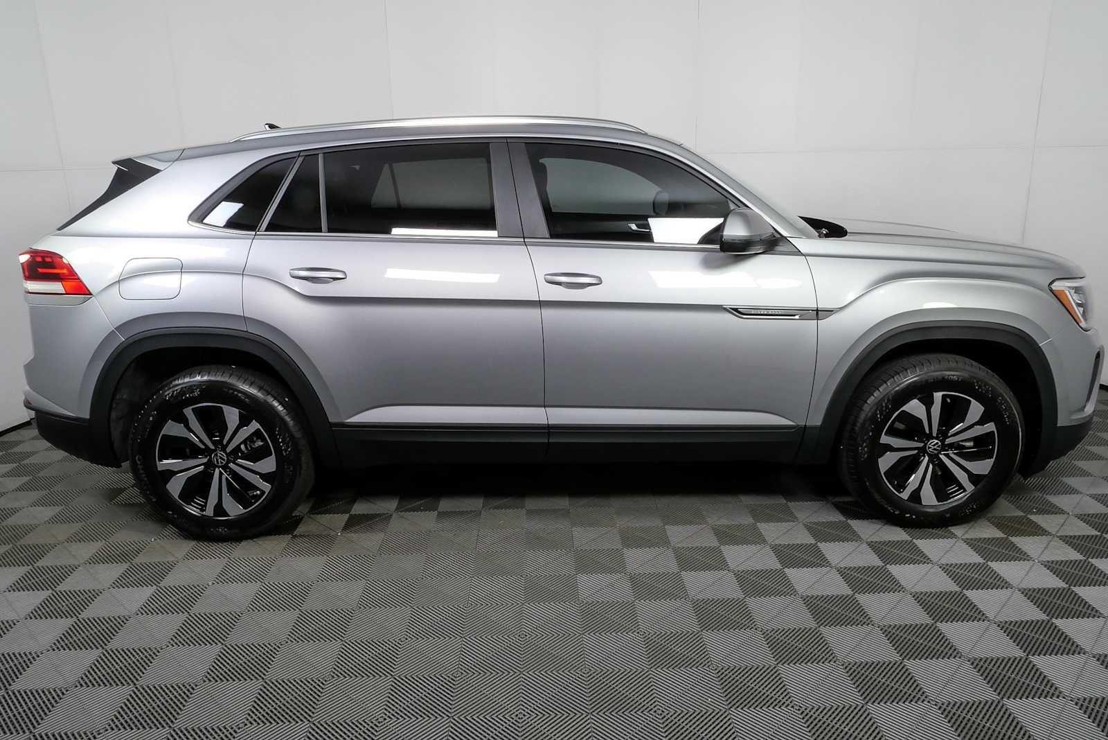 New 2026 Volkswagen Atlas Cross Sport SE SUV