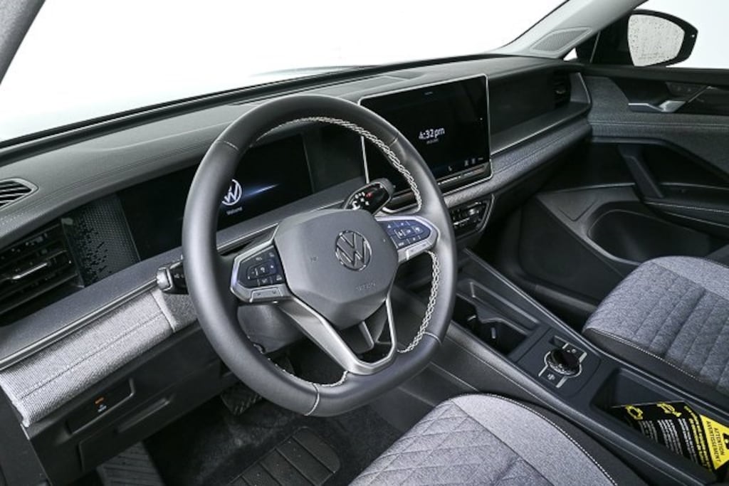 New 2025 Volkswagen Tiguan 2.0T S SUV