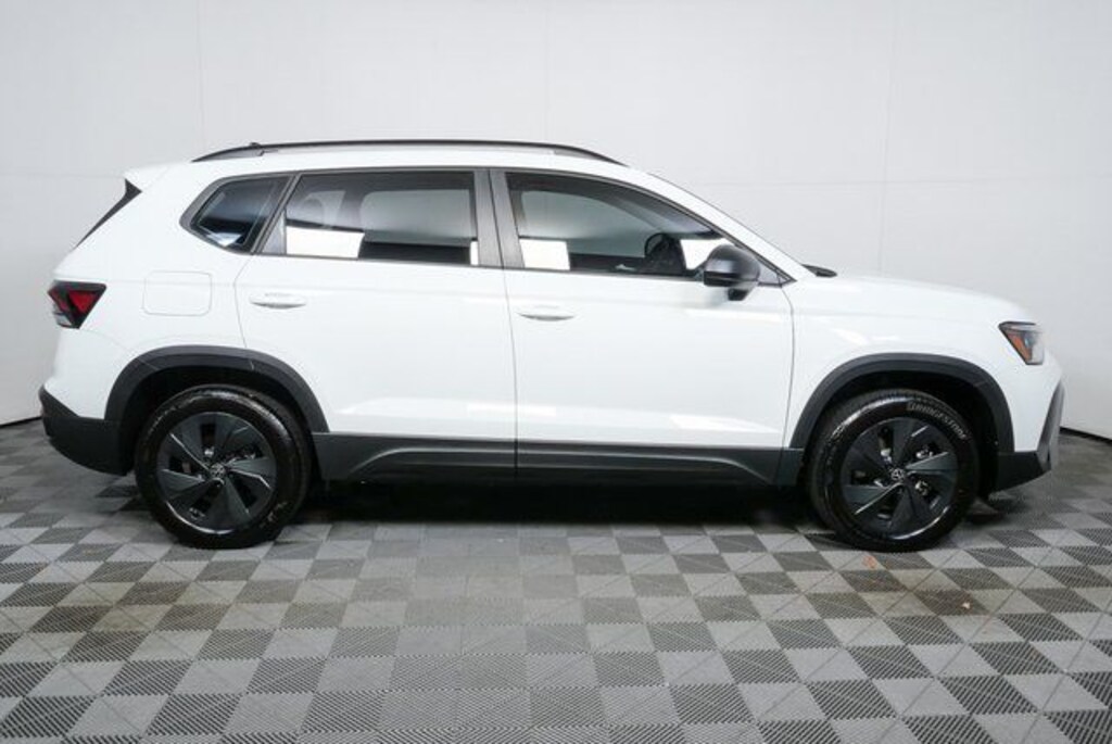 New 2026 Volkswagen Taos 1.5T S SUV