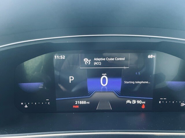 2024 Volkswagen Tiguan SE Wolfsburg Edition photo 2