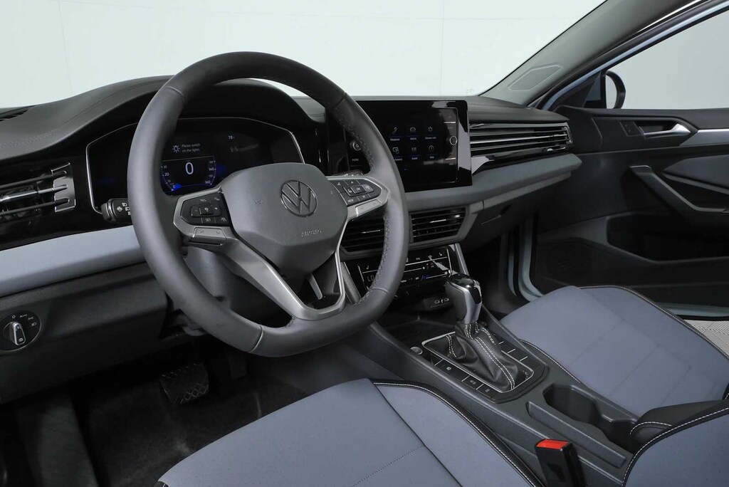 New 2026 Volkswagen Jetta 1.5T SE Sedan