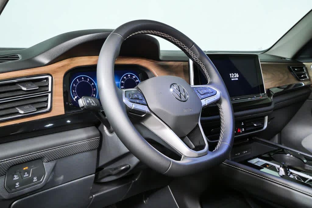 Certified 2026 Volkswagen Atlas SE w/Technology SUV