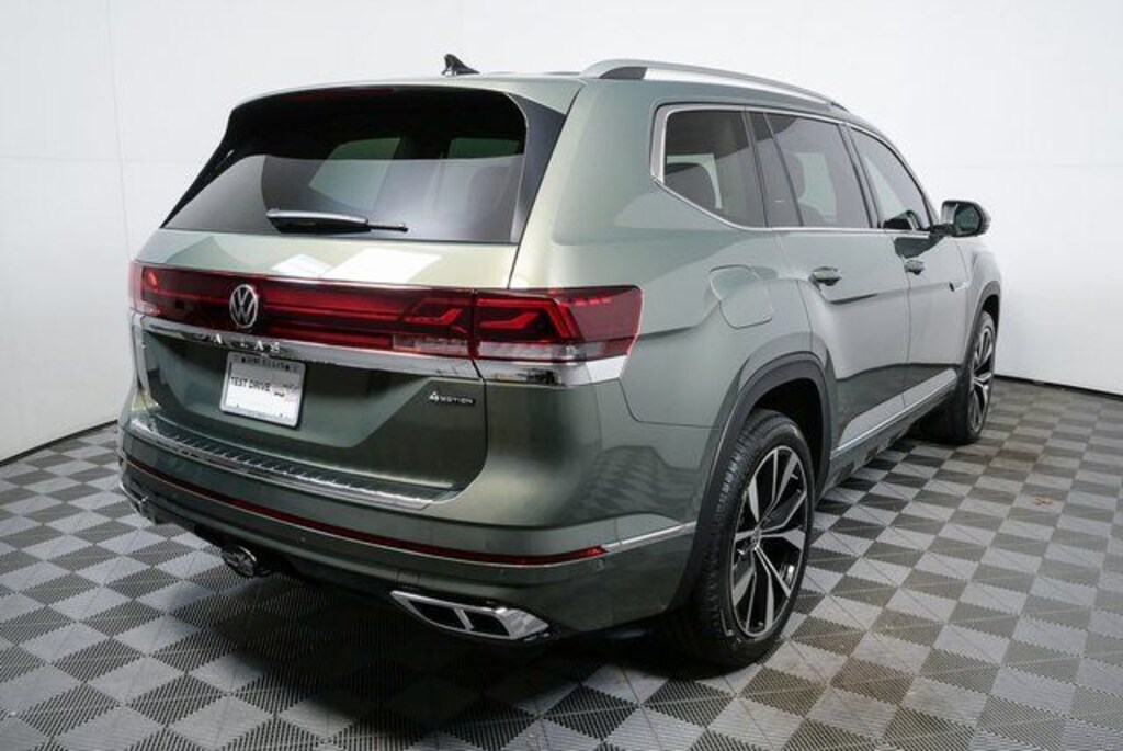 New 2026 Volkswagen Atlas 2.0T SEL Premium R-Line SUV