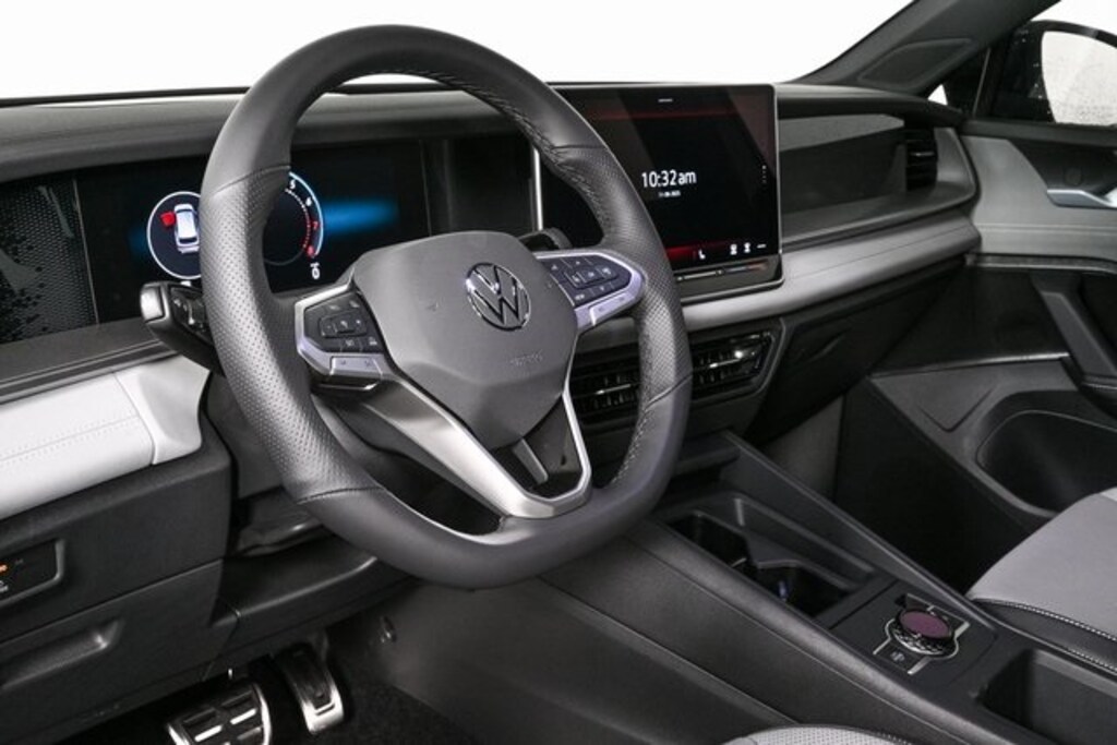 New 2026 Volkswagen Tiguan 2.0T SE R-Line Black SUV