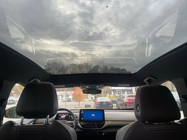 2023 Volkswagen ID.4 S photo 3