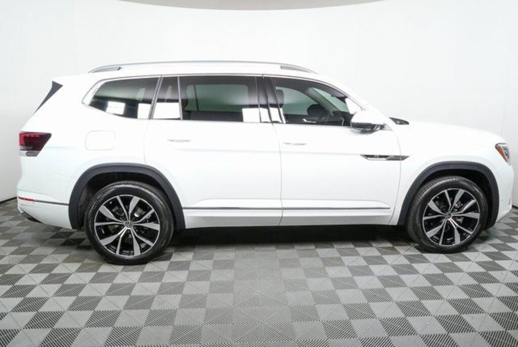 New 2026 Volkswagen Atlas 2.0T SEL Premium R-Line SUV