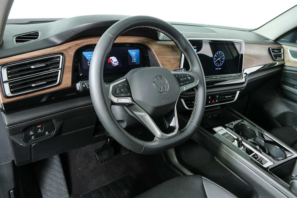Certified 2026 Volkswagen Atlas 2.0T SE w/Technology SUV