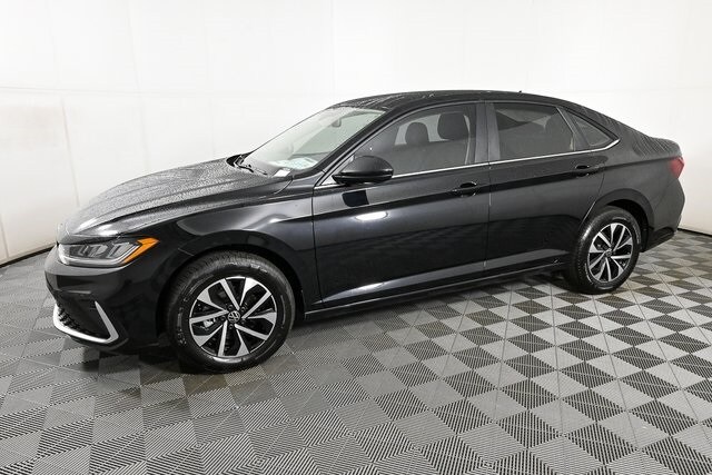 2025 Volkswagen Jetta 1.5T S photo 2