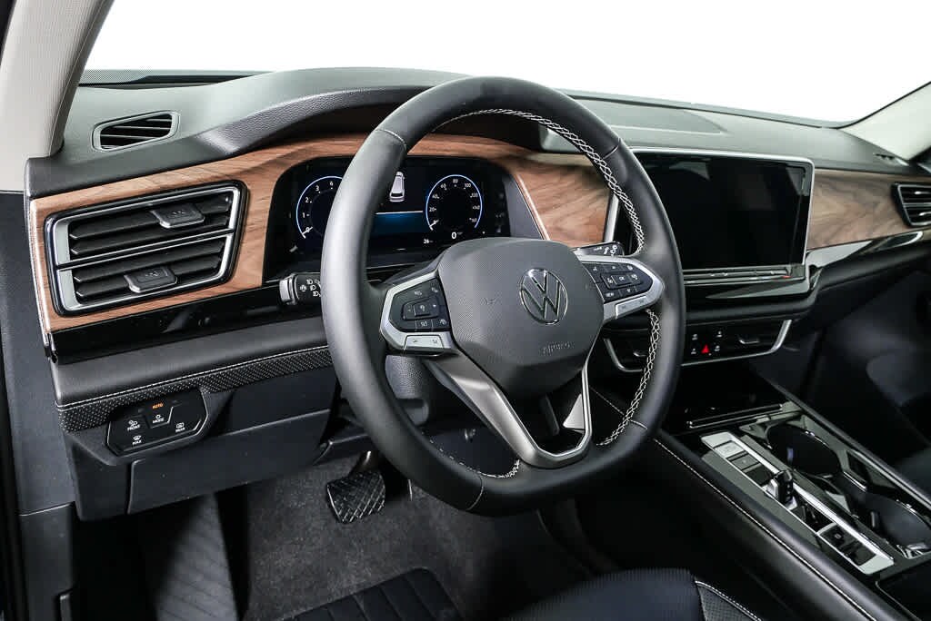 New 2026 Volkswagen Atlas 2.0T SE w/Technology SUV