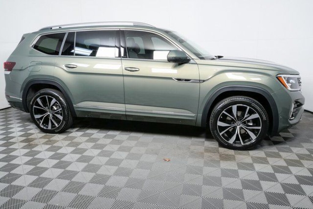 New 2026 Volkswagen Atlas 2.0T SEL Premium R-Line SUV