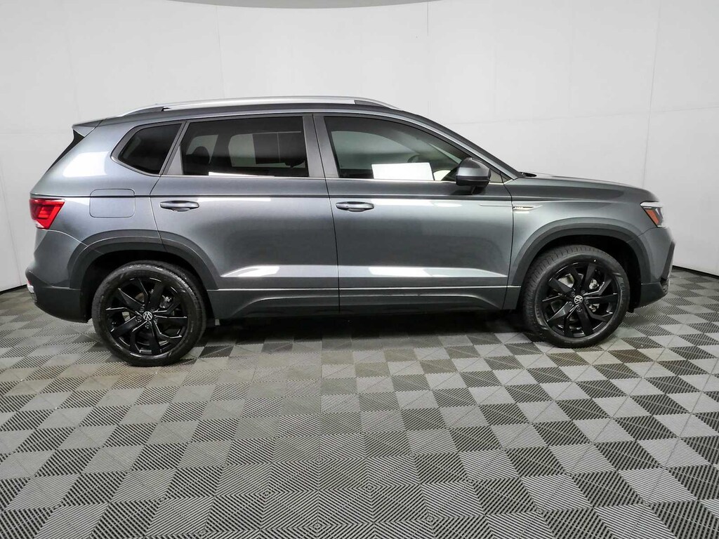 Certified 2023 Volkswagen Taos 1.5T SE SUV